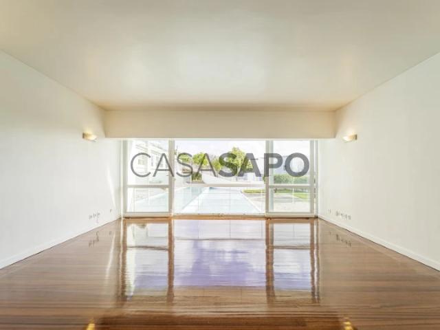 Apartamento alugar em Bairro Clemente Vicente, Oeiras