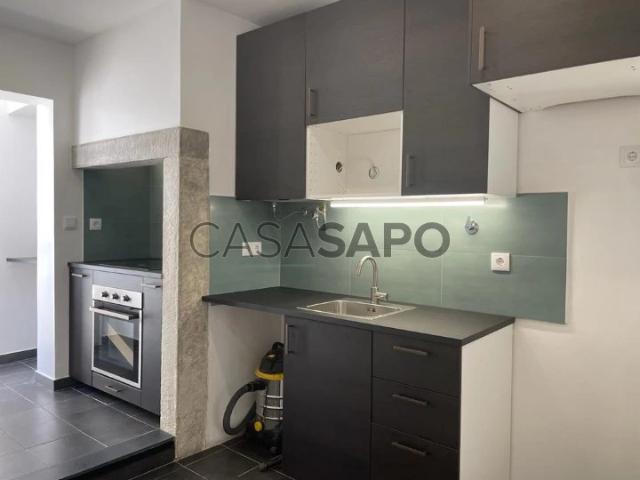 Apartamento alugar em Bairro Clemente Vicente, Oeiras