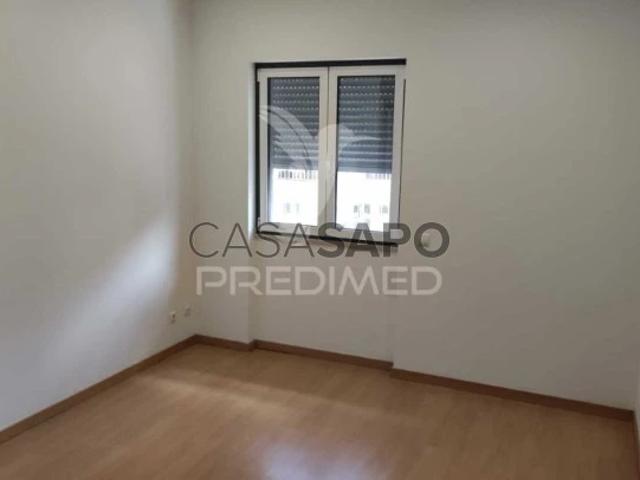 Apartamento alugar em Núcleo Urbano Histórico de Algés, Oeiras