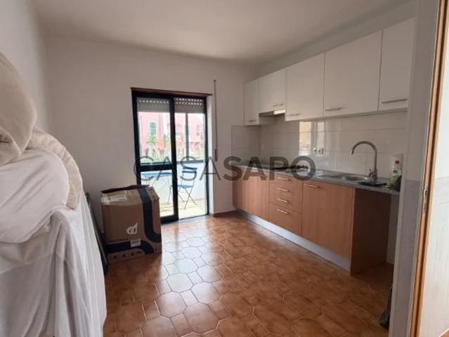 Apartamento alugar em Consolação, Peniche