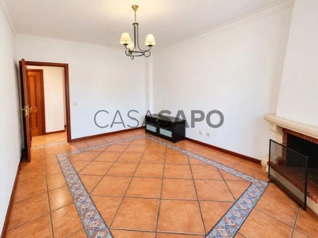 Apartamento alugar em Fonte do Lavra, Setúbal