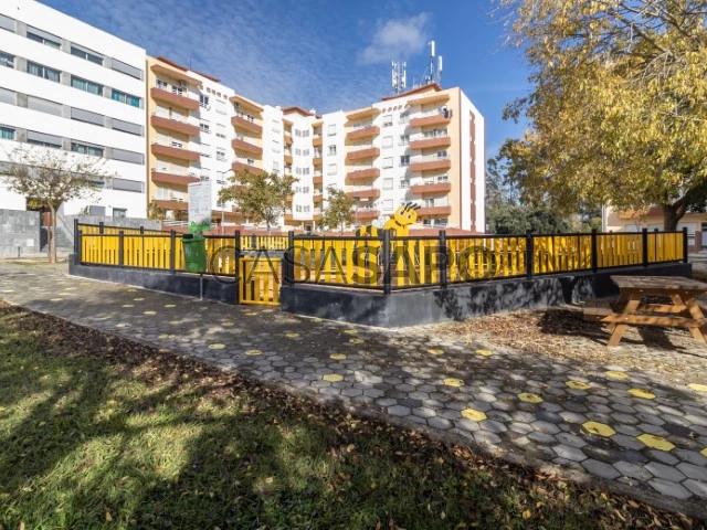 Apartamento alugar em Nova Azeda, Setúbal