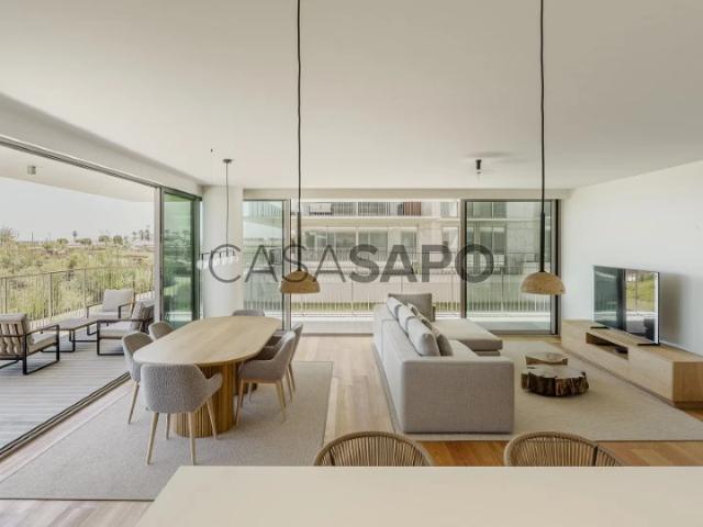 Apartamento alugar em Armação De Pêra, Faro