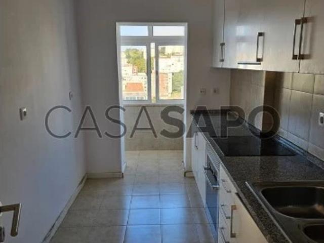 Apartamento alugar em Vale de Carenque, Queluz