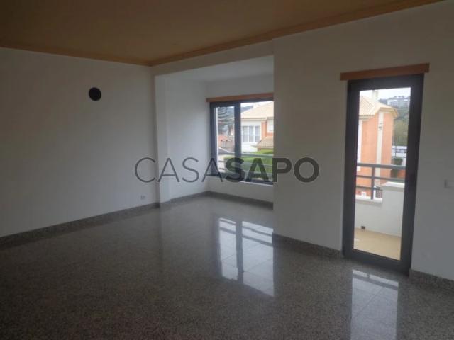 Apartamento alugar em Estefânea, Sintra
