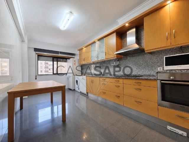 Apartamento alugar em Póvoa De Santa Iria, Lisboa