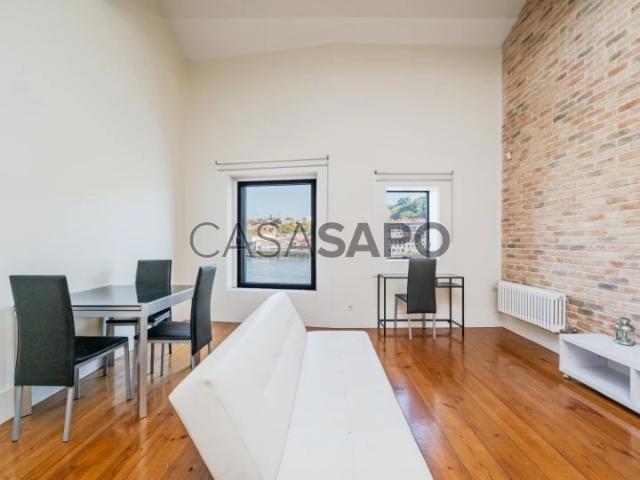Apartamento alugar em Lugar do Castelo, Vila Nova De Gaia