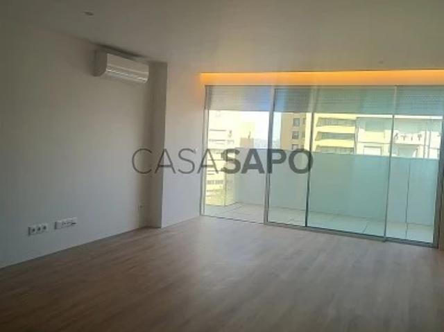 Apartamento alugar em Vila Nova De Gaia, Porto