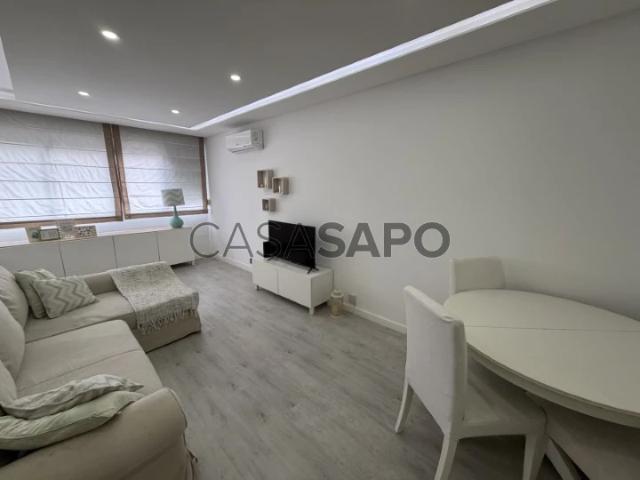 Apartamento alugar em Encosta do Sol, Amadora