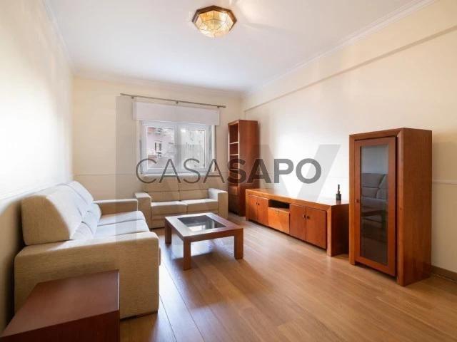 Apartamento alugar em Encosta do Sol, Amadora