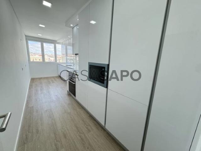 Apartamento alugar em Encosta do Sol, Amadora