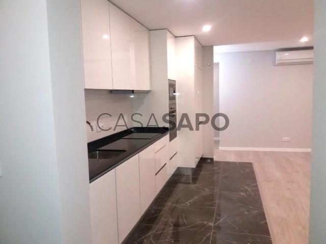 Apartamento alugar em Encosta do Sol, Amadora