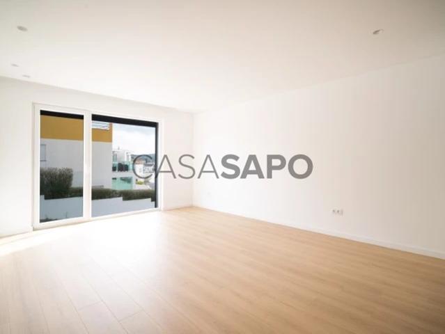 Apartamento alugar em Lourinhã, Lisboa
