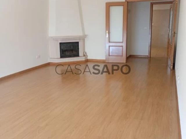 Apartamento alugar em Lourinhã, Lisboa