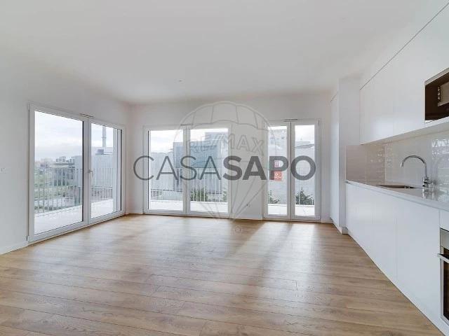 Apartamento alugar em Bairro Ferroviário, Barreiro