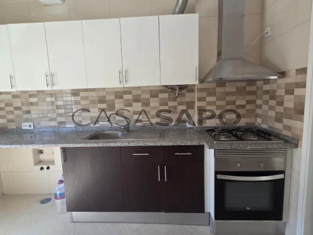 Apartamento alugar em Moita, Baixa Da Banheira