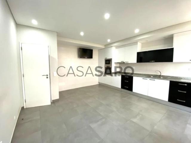 Apartamento alugar em Bairro do Borralhal, Montijo