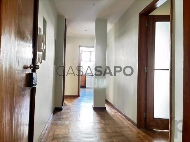 Apartamento alugar em Porto, Aldoar