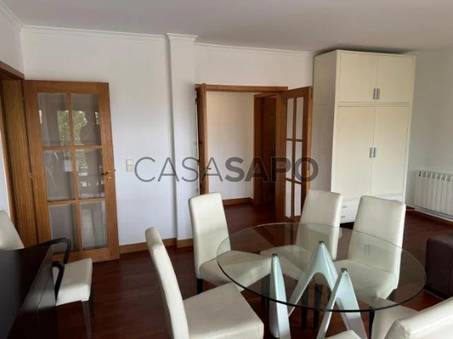 Apartamento alugar em Porto, Lordelo Do Ouro