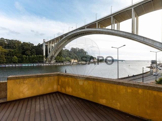 Apartamento alugar em Porto, Lordelo Do Ouro
