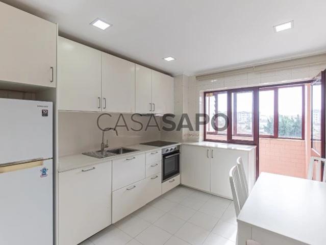 Apartamento alugar em Porto, Aldoar