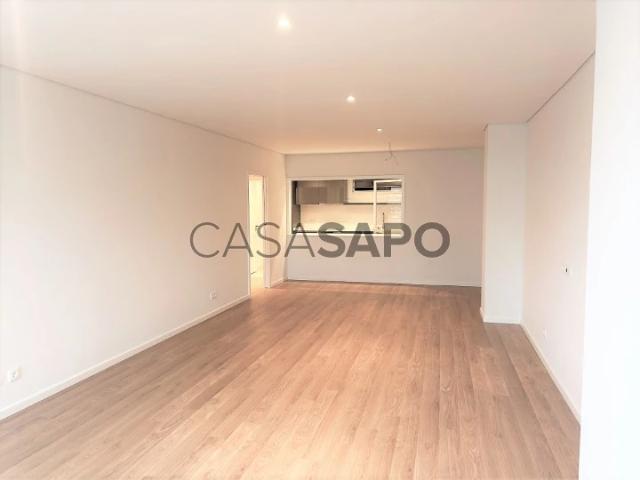 Apartamento alugar em Porto, Aldoar