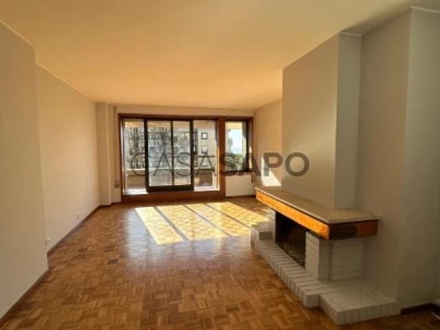 Apartamento alugar em Porto, Aldoar