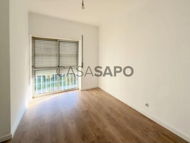 Apartamento alugar em Arrentela, Seixal
