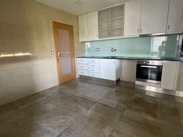 Apartamento alugar em Maia, Barca