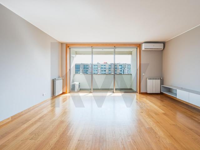 Apartamento alugar em Devesas, Vila Nova De Gaia