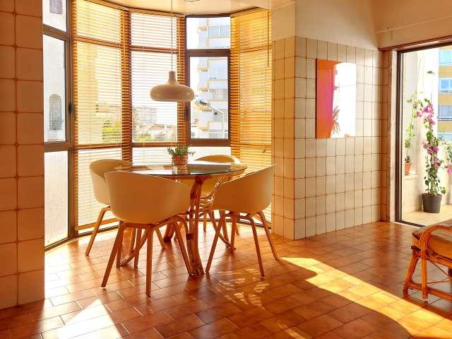 Apartamento alugar em Costa da Caparica, Almada