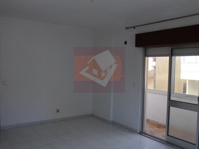 Apartamento alugar em Bairro dos CTT, Odivelas