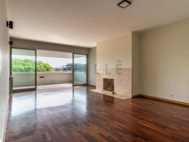 Apartamento alugar em Porto