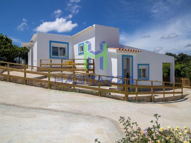Apartamento alugar em Luz, Lagos
