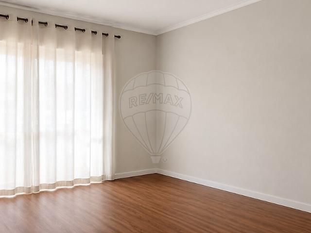 Apartamento alugar em Almada Velha, Almada