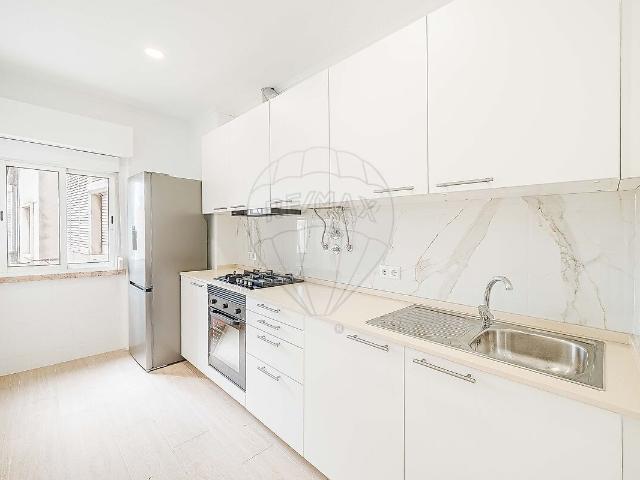 Apartamento alugar em Benfica, Lisboa