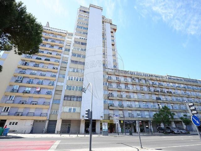 Apartamento alugar em Benfica, Lisboa