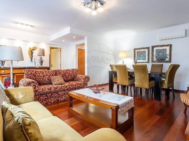 Apartamento alugar em Bairro de Campolide, Lisboa