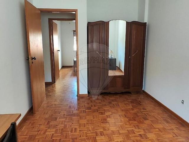 Apartamento alugar em Alfazina, Almada