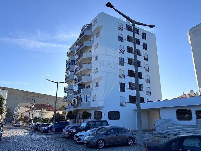 Apartamento alugar em Costa da Caparica, Almada