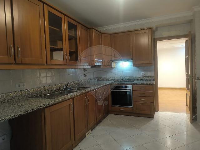 Apartamento alugar em União do Grande Fundão, Fundão