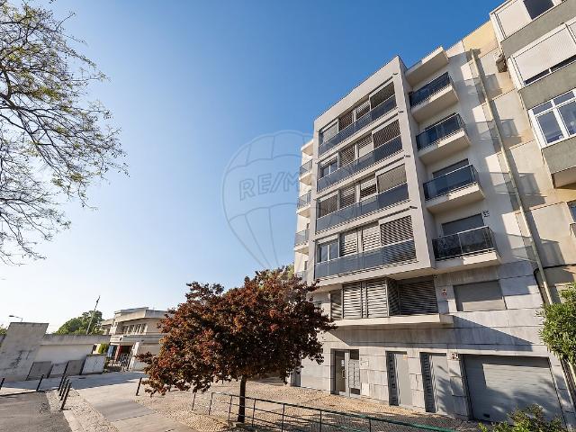 Apartamento alugar em Alto da Faia, Lisboa