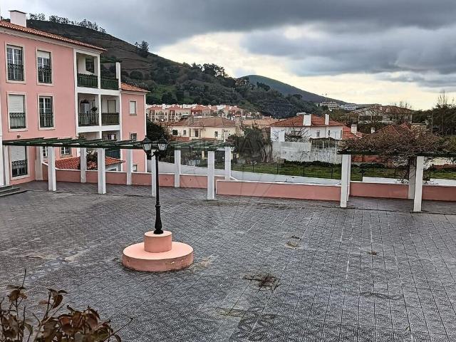 Apartamento alugar em Venda do Pinheiro e Santo Estêvão das Galés, Mafra