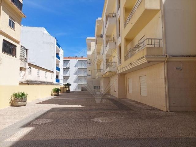 Apartamento alugar em Pederneira, Leiria