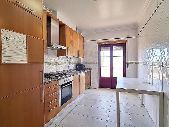 Apartamento alugar em Peniche
