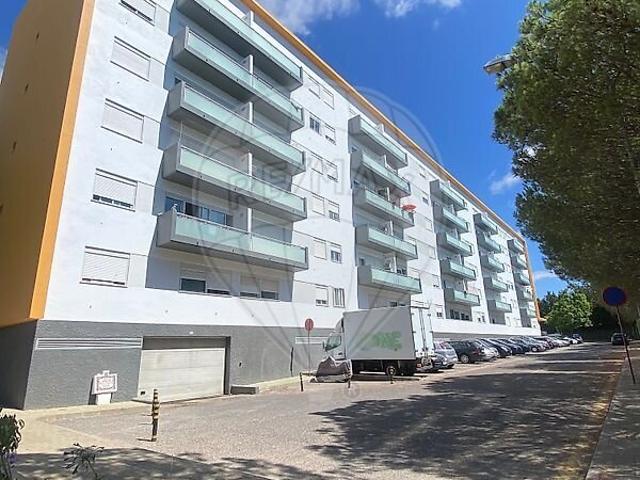 Apartamento alugar em Moinho das Rolas, Oeiras