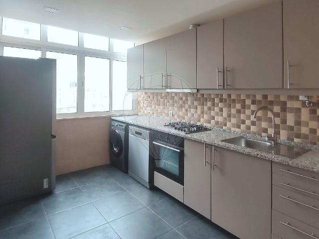 Apartamento alugar em Ramada e Caneças, Odivelas