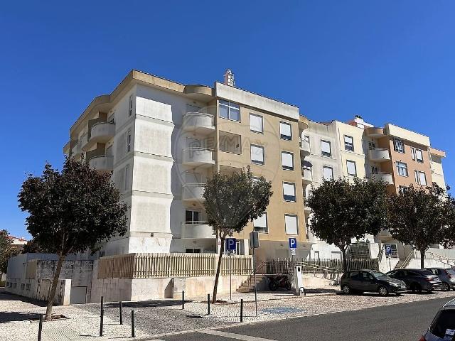 Apartamento alugar em Alto do Mação, Cascais