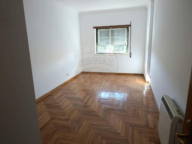 Apartamento alugar em Santa Iria de Azoia, São João da Talha e Bobadela, Loures