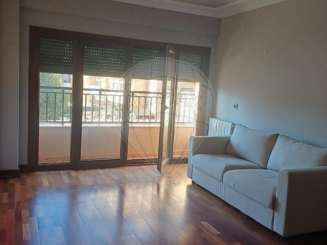 Apartamento alugar em Urbanização do Almirante, Loures